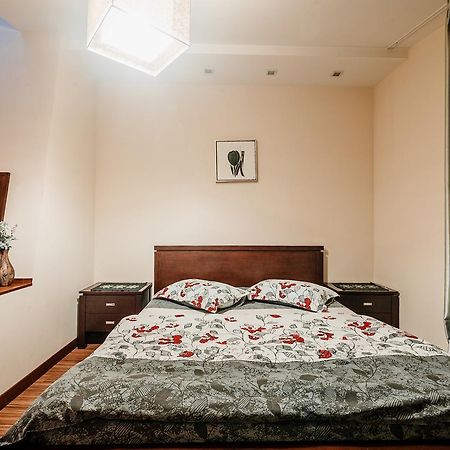 Deribasovskaya Tsentr Apartment Odessa Ngoại thất bức ảnh