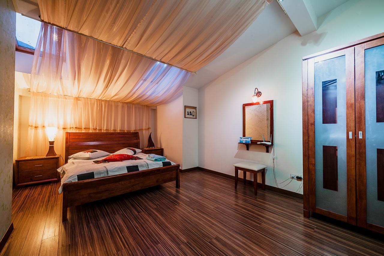 Deribasovskaya Tsentr Apartment Odessa Ngoại thất bức ảnh