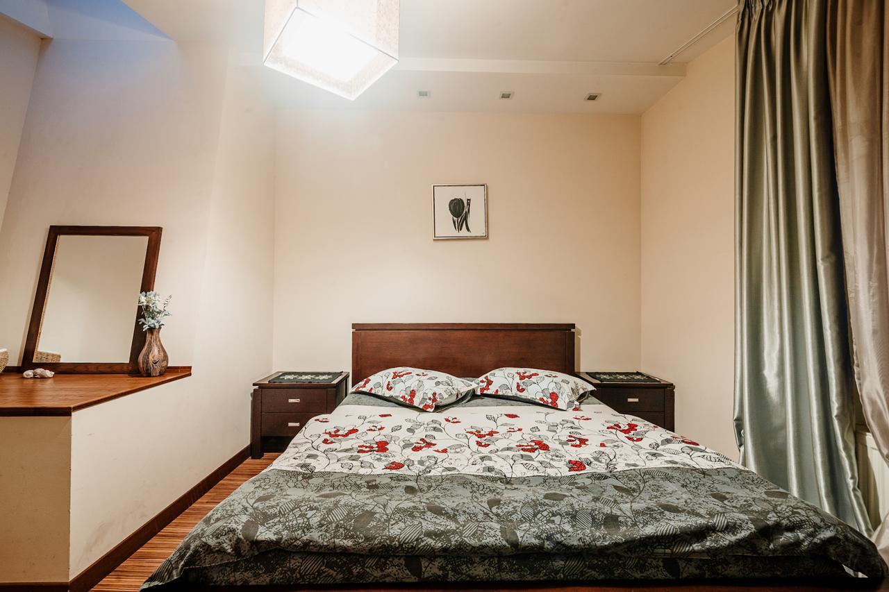Deribasovskaya Tsentr Apartment Odessa Ngoại thất bức ảnh