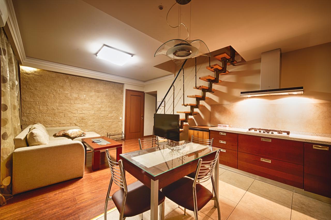 Deribasovskaya Tsentr Apartment Odessa Ngoại thất bức ảnh